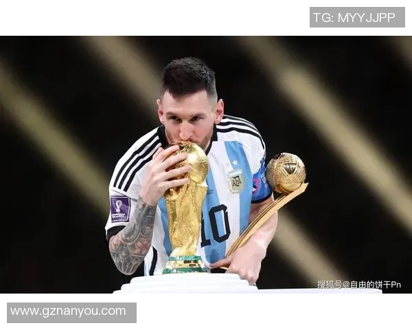 足球星球奖荣耀揭晓 见证足坛最强球员的辉煌时刻与荣耀加冕